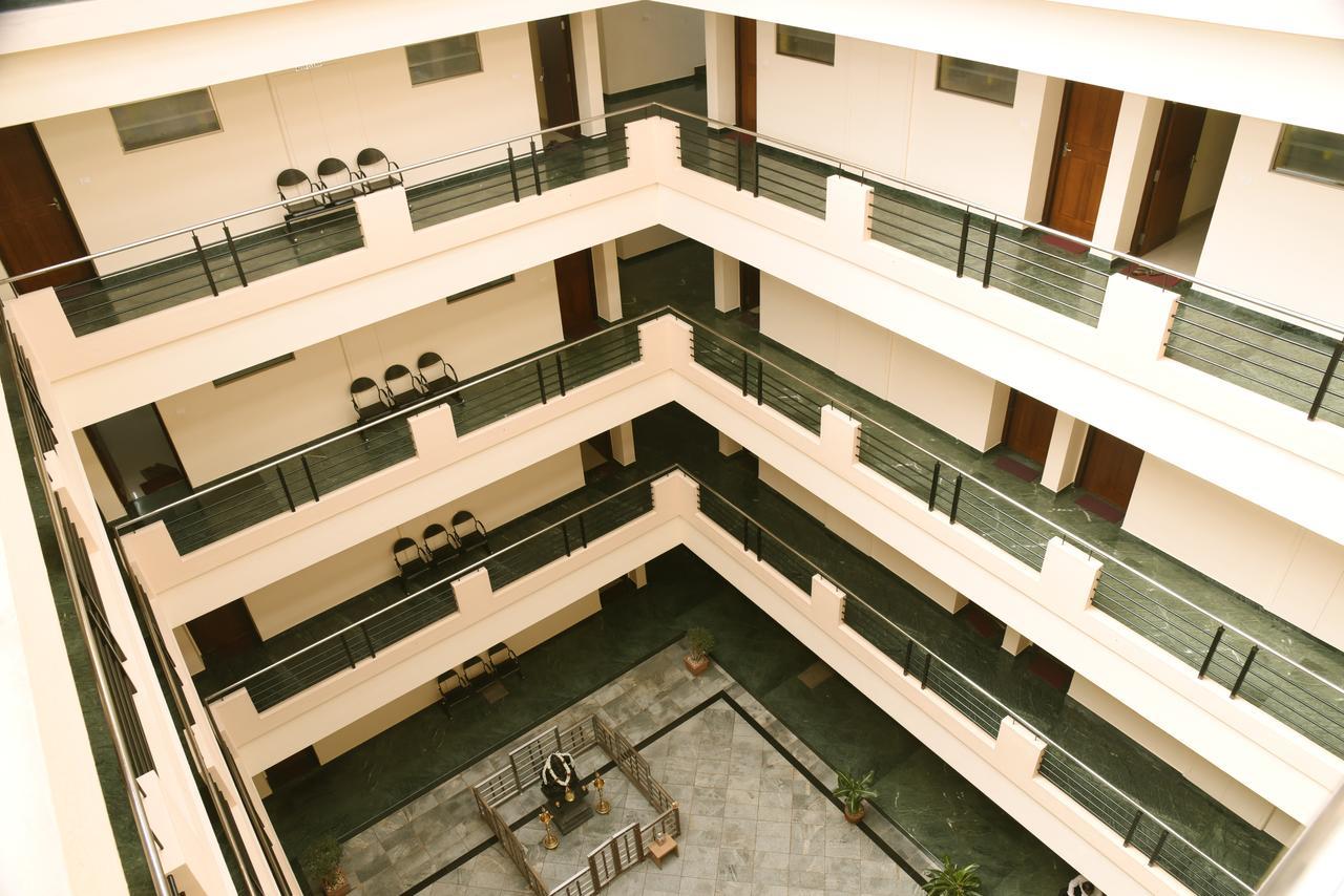 Slr Residency Hotell Subrahmanya Eksteriør bilde